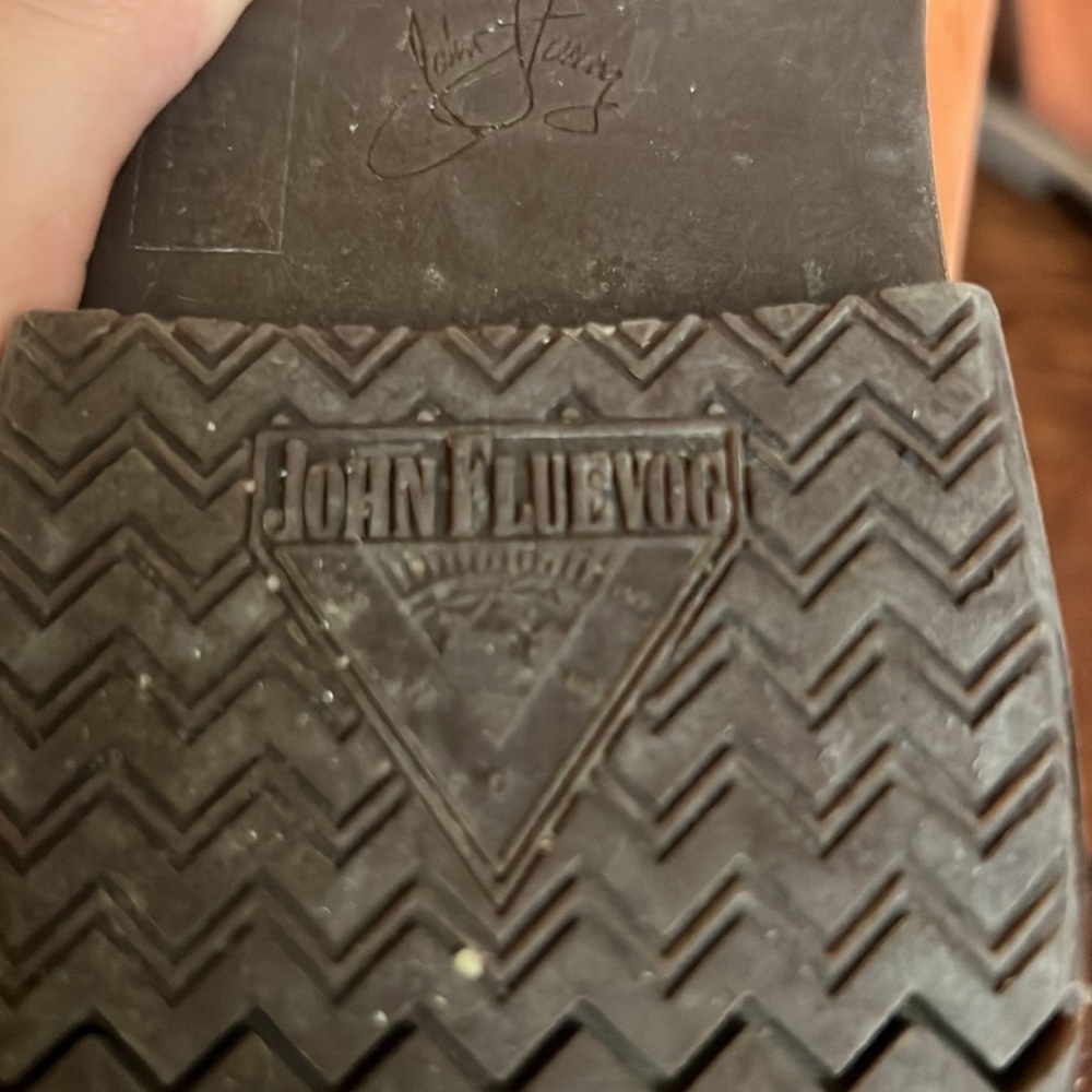 Shoes John fluevog - Picture 2 of 2
